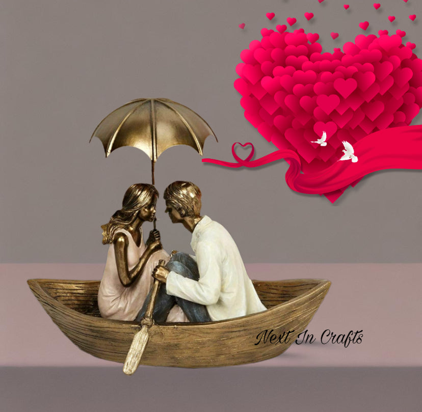 Couple Boat Statue