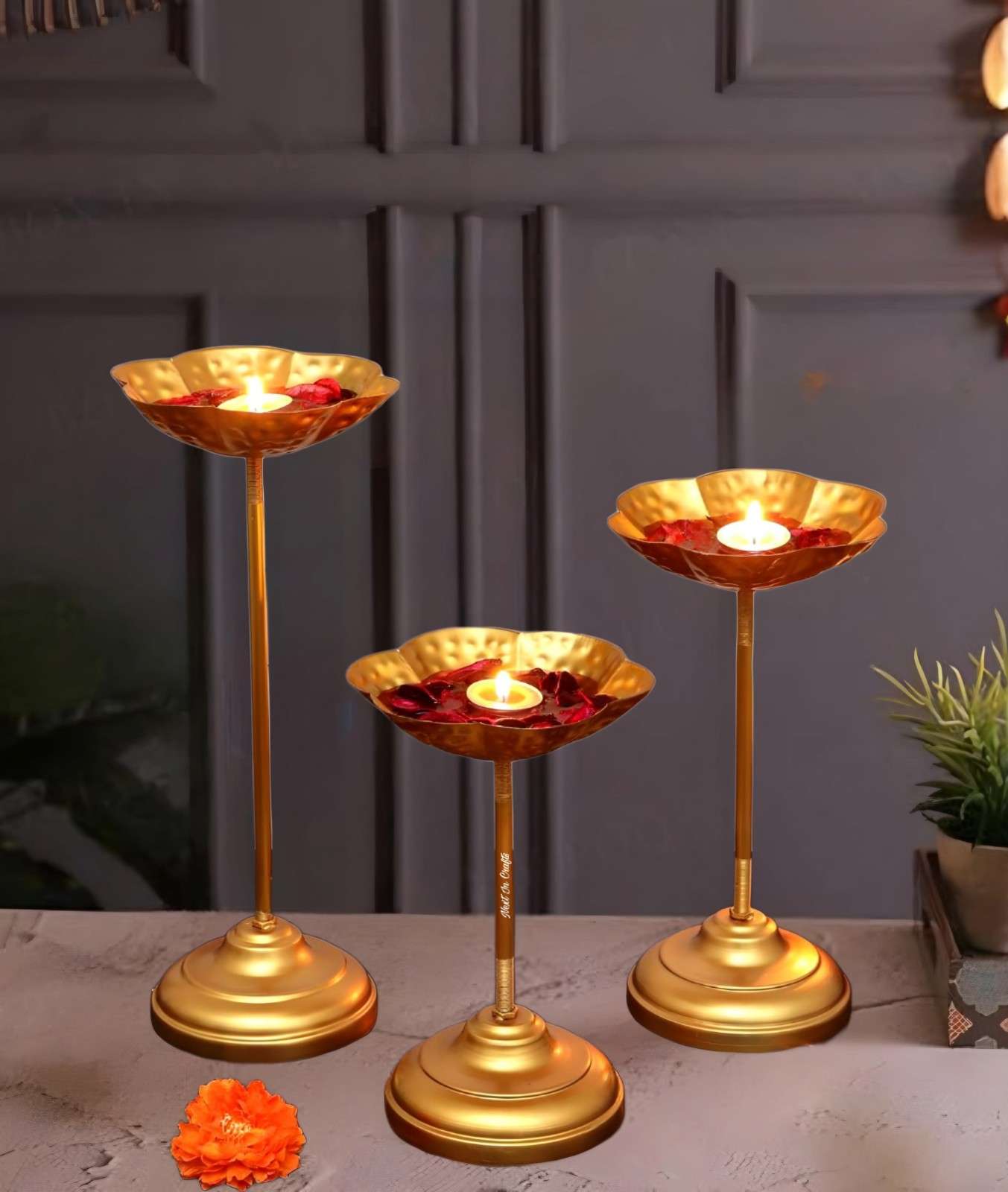 Taj Urli Bowl Tealight Holder Stand